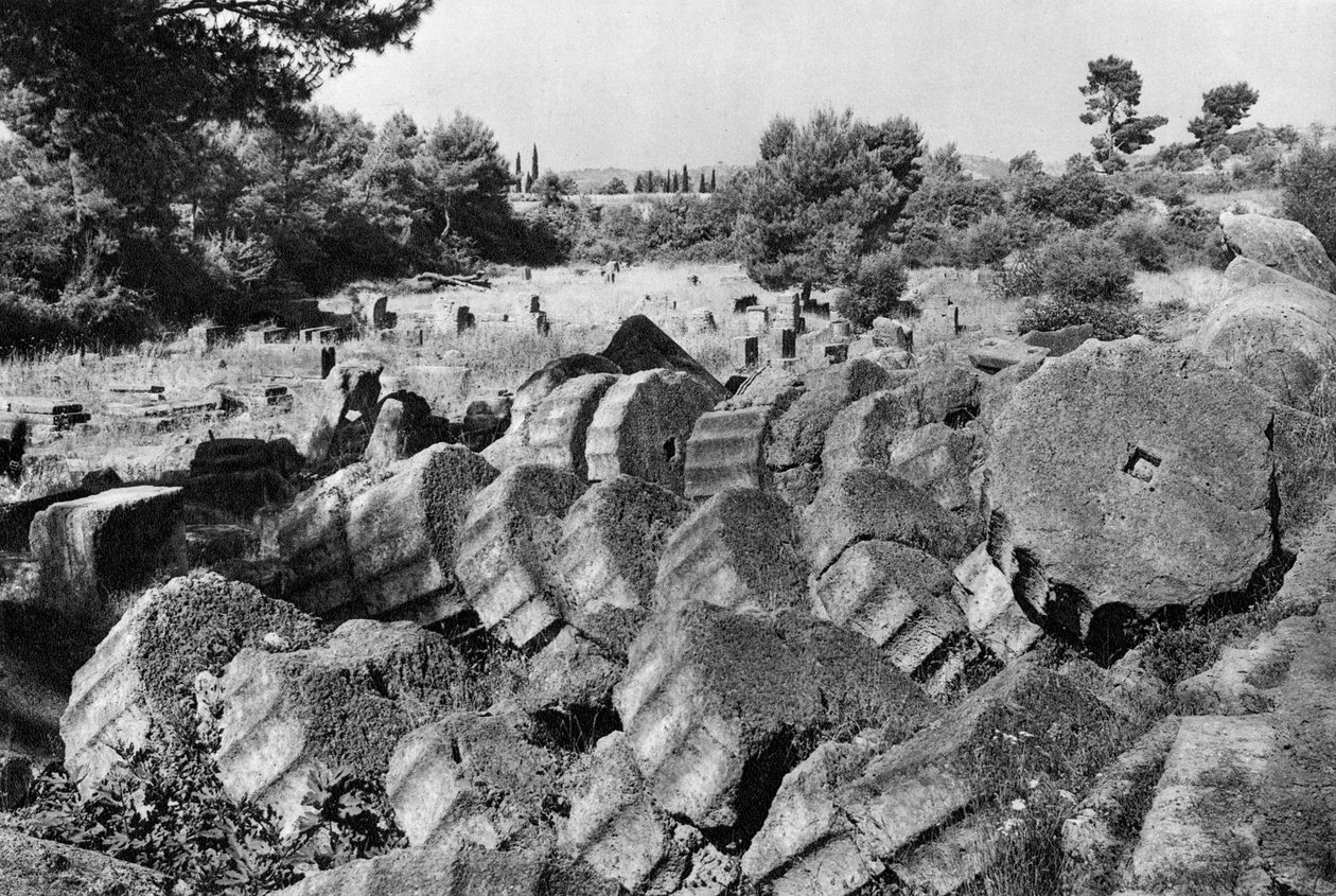 Temple of JupiterZeus, Olympia, Hellas, 1937. av Martin Hurlimann