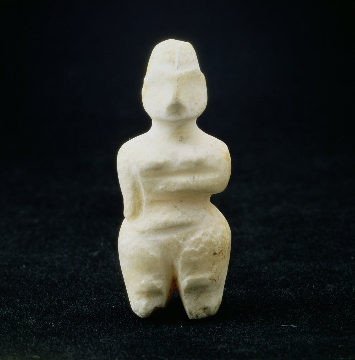 Kvinnefigur fra Necropolis of Tell es-Sawwan, sentrale Mesopotamia, ca. 5800-5500 f.Kr. (alabaster innlagt med bitumen) av Mesopotamian