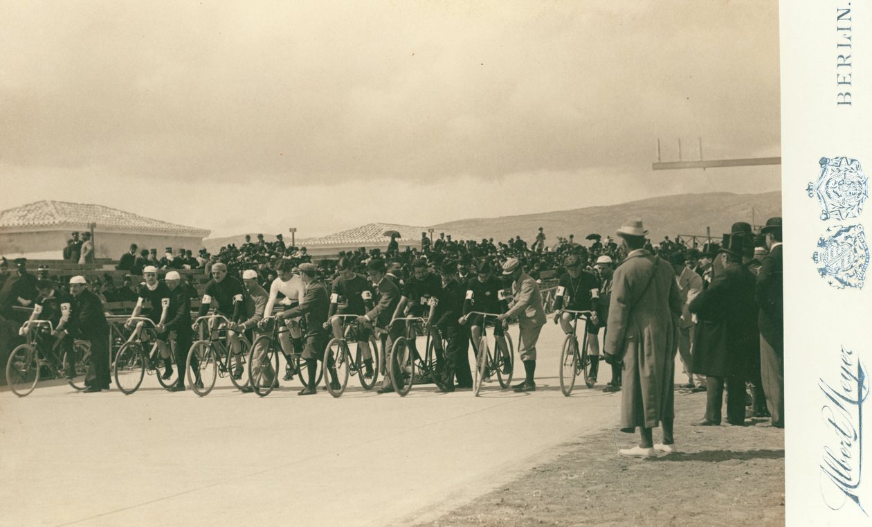 Olympiske leker, 1896; syklister som begynner tolv timers løpet av Meyer Albert