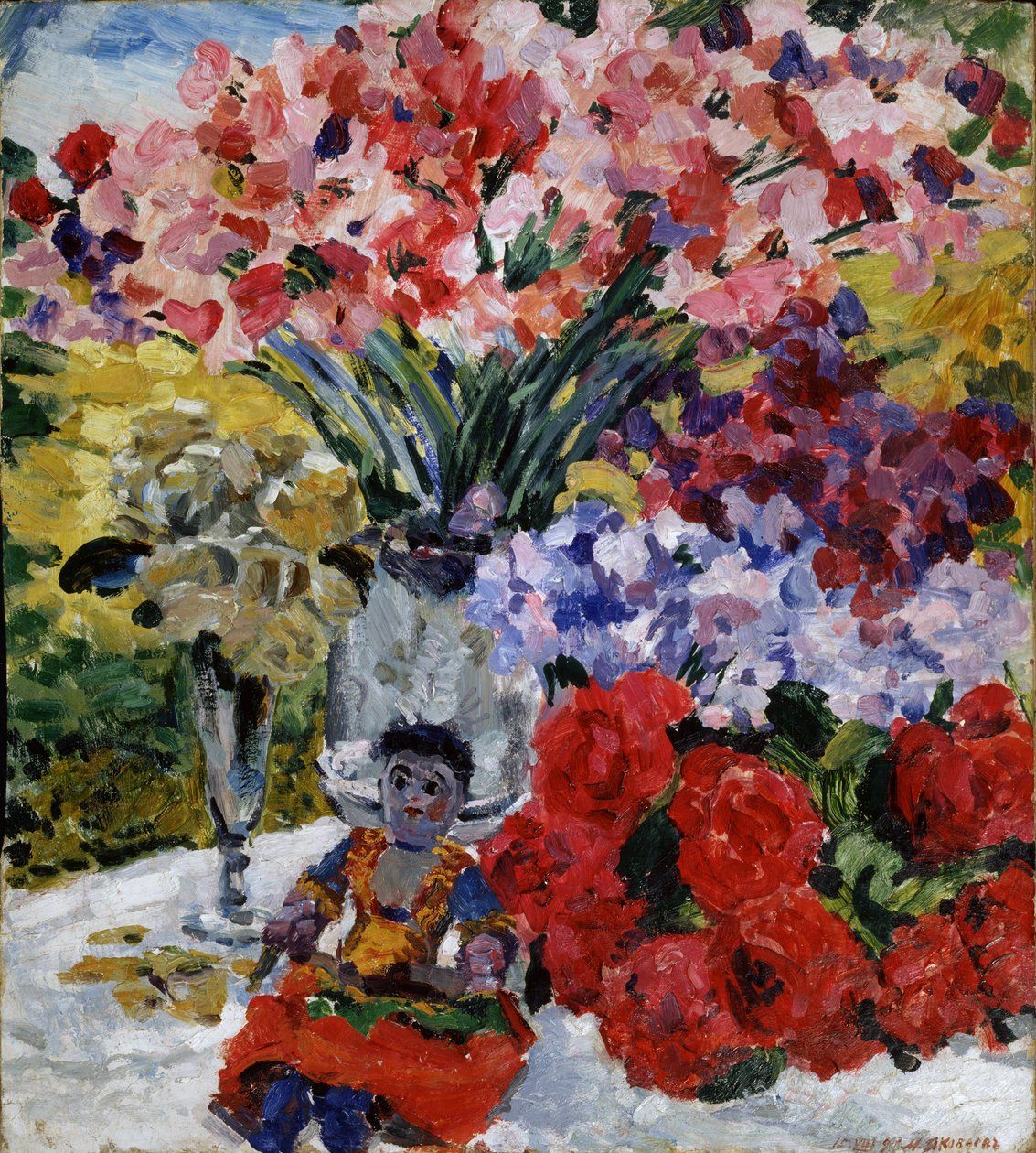 Blomster og en dukke, 1916 av Mikhail Nikolayevich Yakovlev