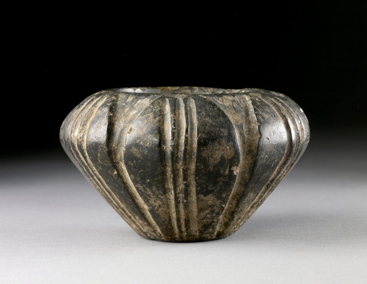 Blomstskål fra Knossos, sent minoisk, ca. 1500 f.Kr. (lertøy) av Minoan