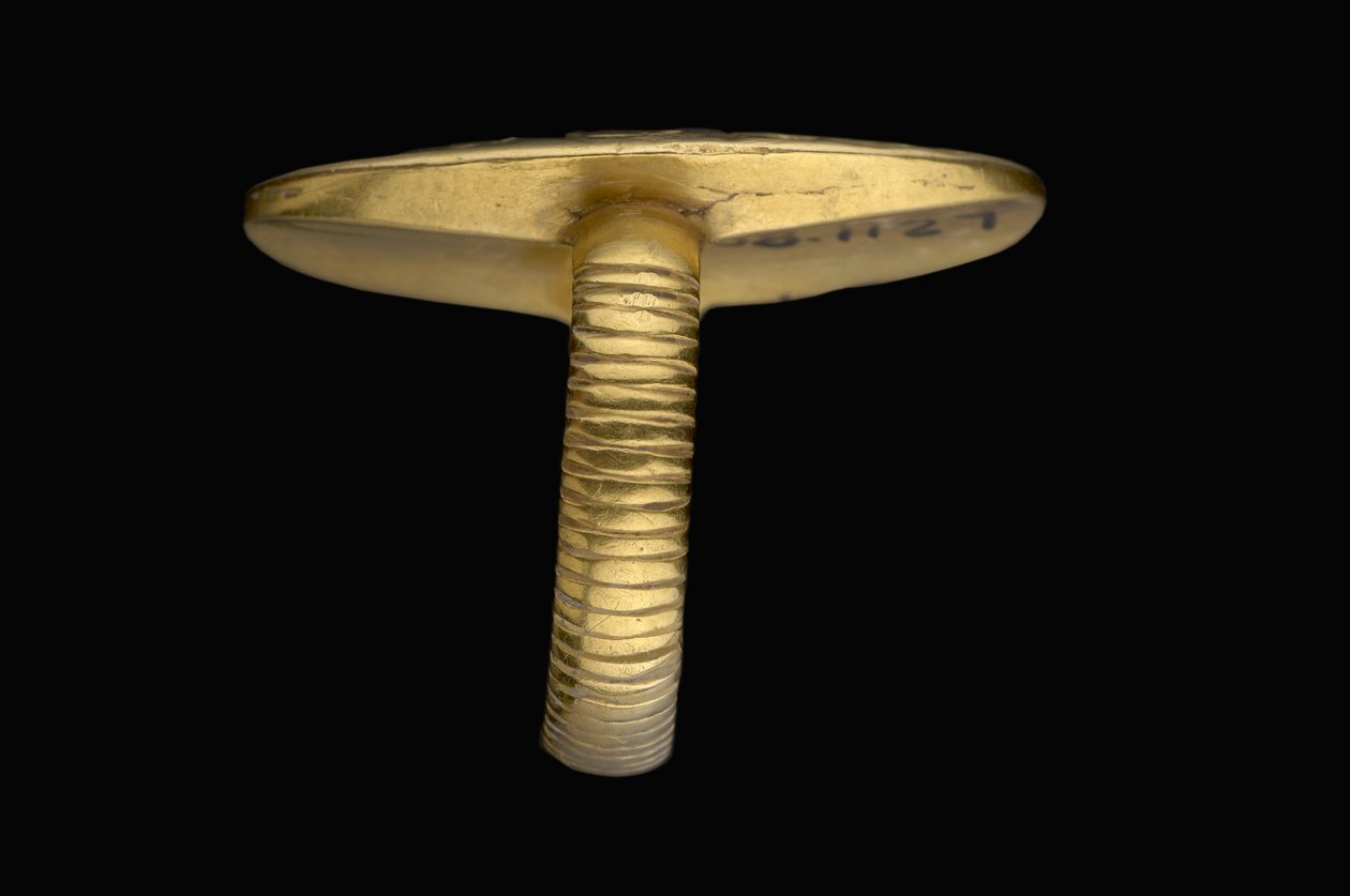 Selring, sent minoisk, ca. 1500 f.Kr. (gull) (se også 115753) av Minoan