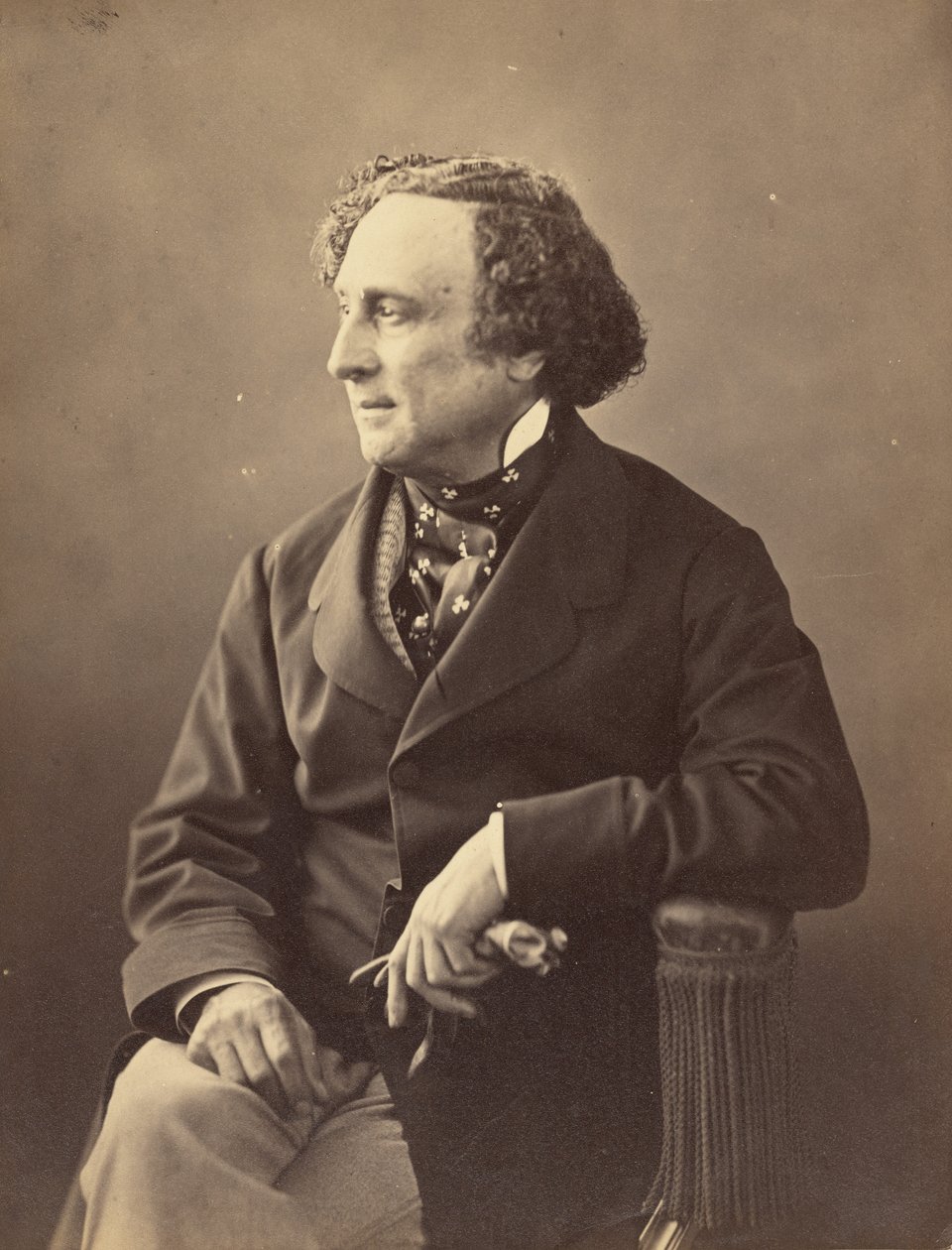  av Nadar [Gaspard Félix Tournachon]