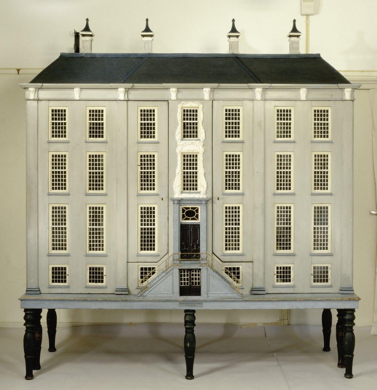 Dukkehus av Netherlandish School