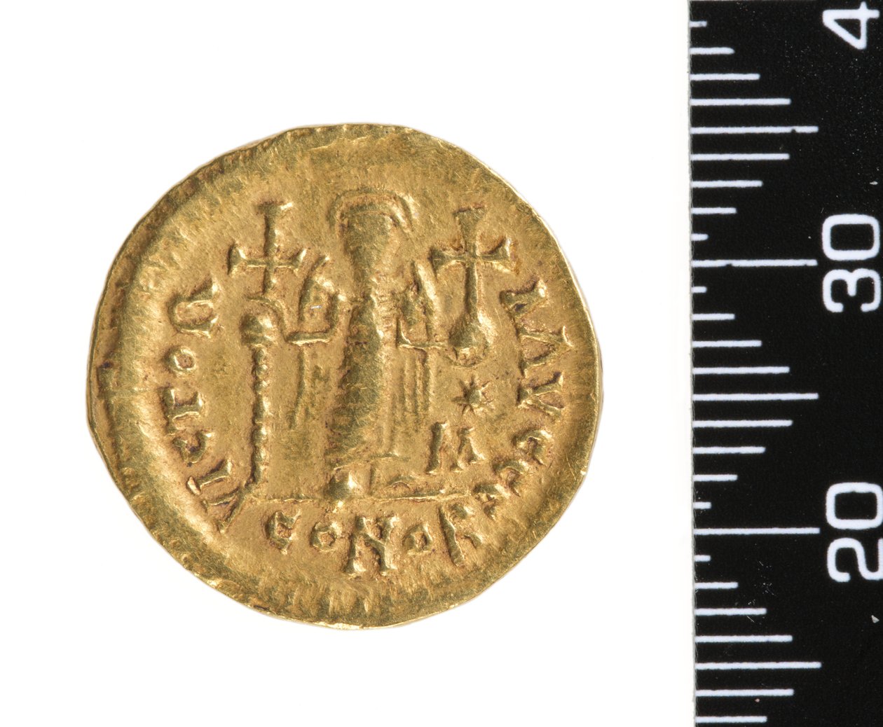 Mynt (omvendt) c.534-548 (gull) av Ostrogothic Ostrogothic