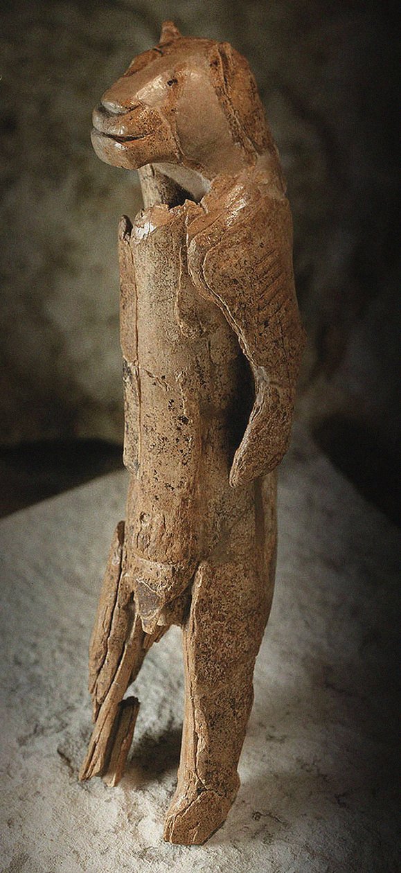 Lion Man, Aurignacian Culture (mammut elfenben) av Paleolithic