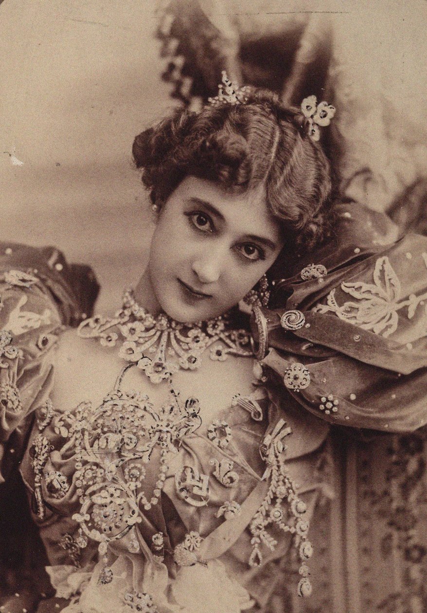 La Belle Otero, 1890-tallet. av Paris . Photo studio Reutlinger