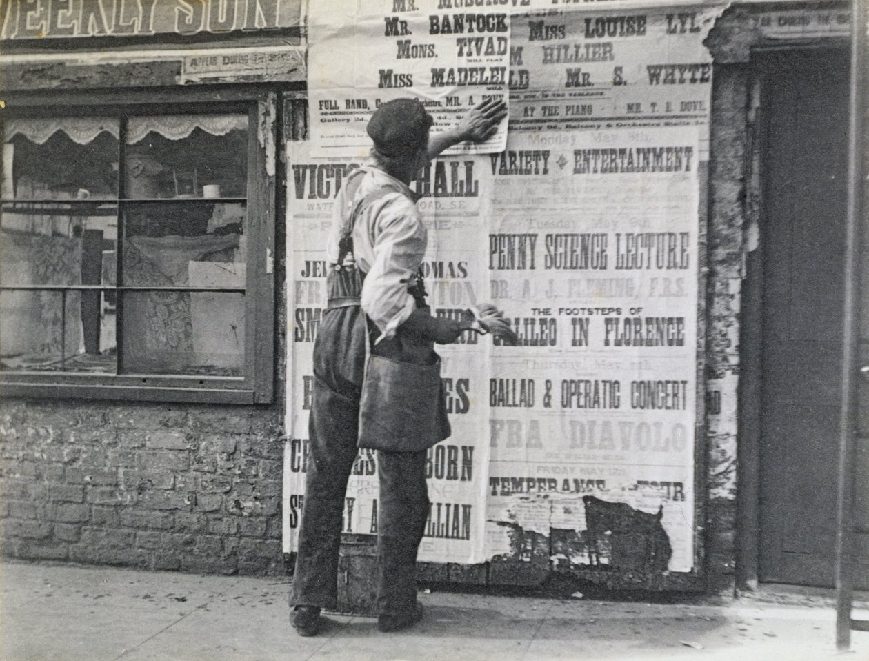 Bill Poster-man, London, 1894 av Paul Martin