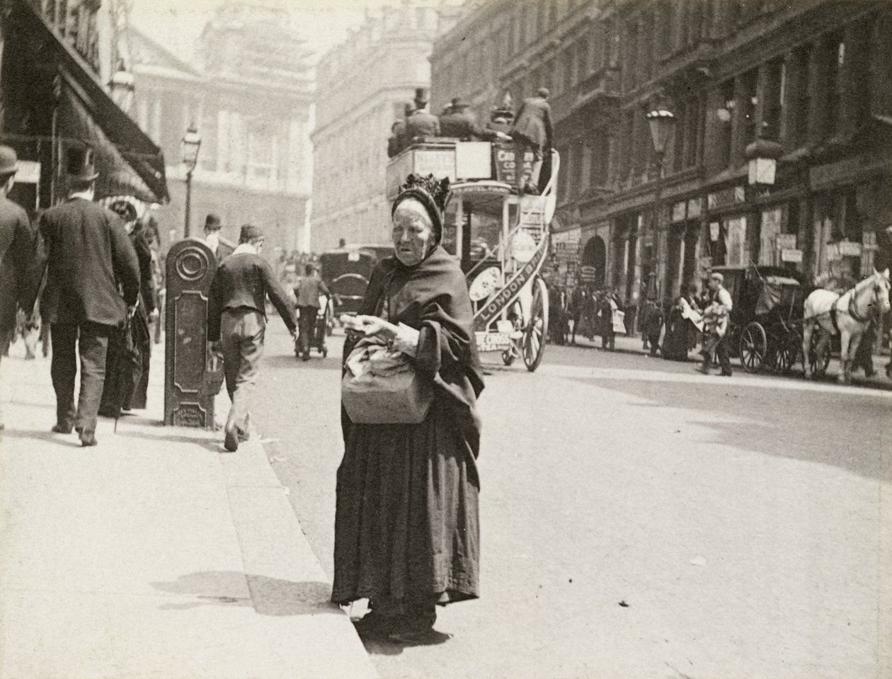 Fyrstikkselgeren, Ludgate Hill, 1893 av Paul Martin
