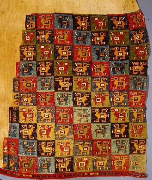 Fugletekstil, Tiahuanaco (lamaull) av Peruvian School