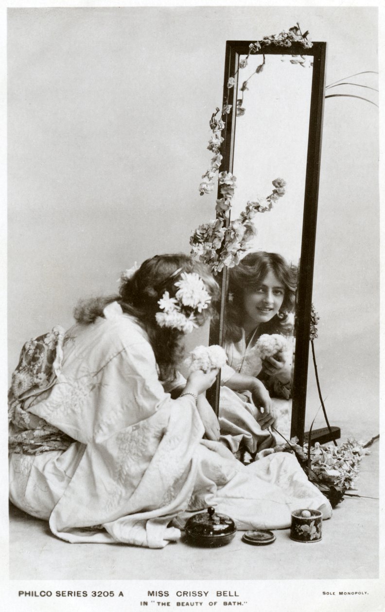Crissy Bell , britisk skuespillerinne, ca 1900-tallet. av Philco Publishing Company