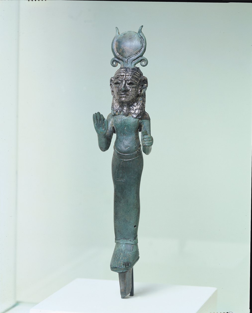 Statuett av en fønikisk gudinne, fra den fønikiske kysten, ca. 700-600 f.Kr. (bronse og sølv) (se også 45369) av Phoenician