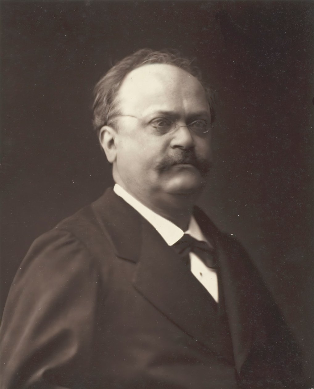 Charles Lecoq, [fransk operakomponist], ca. 187684. av Pierre Petit