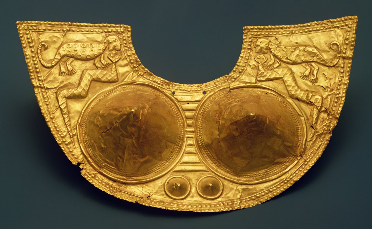 Sinu brynje (hamret gull) av Pre Columbian