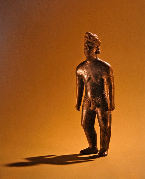 Stående figur, Colima Culture (keramikk) av Pre Columbian Pre Columbian