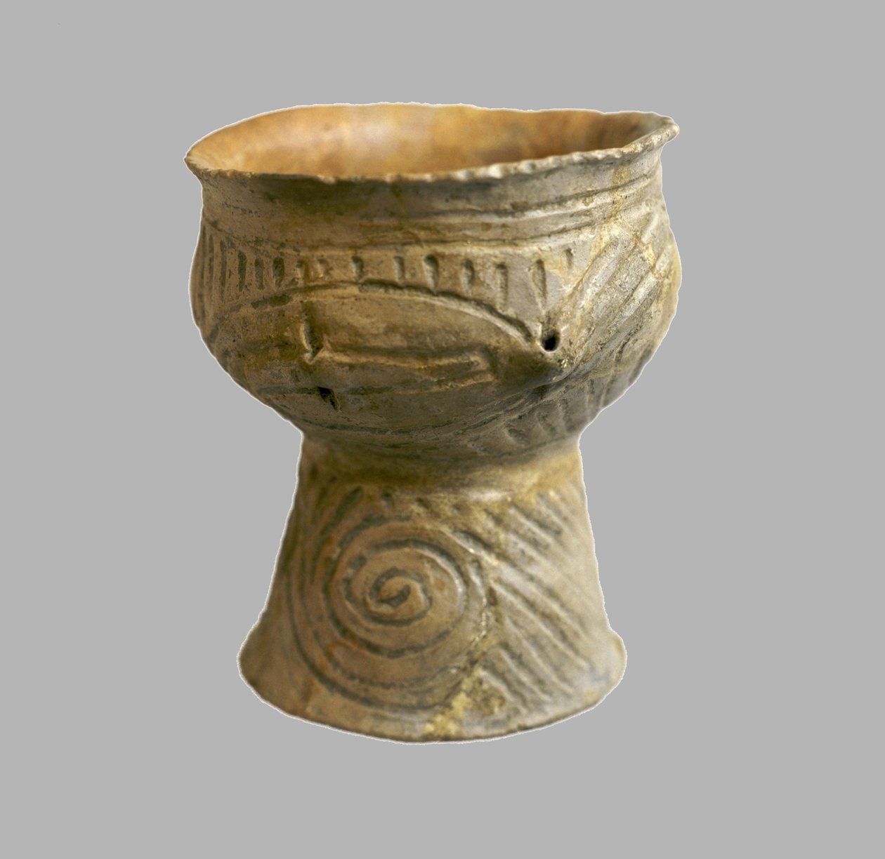 Beger med slanger, 4400-4100 f.Kr av Prehistoric Russian Culture