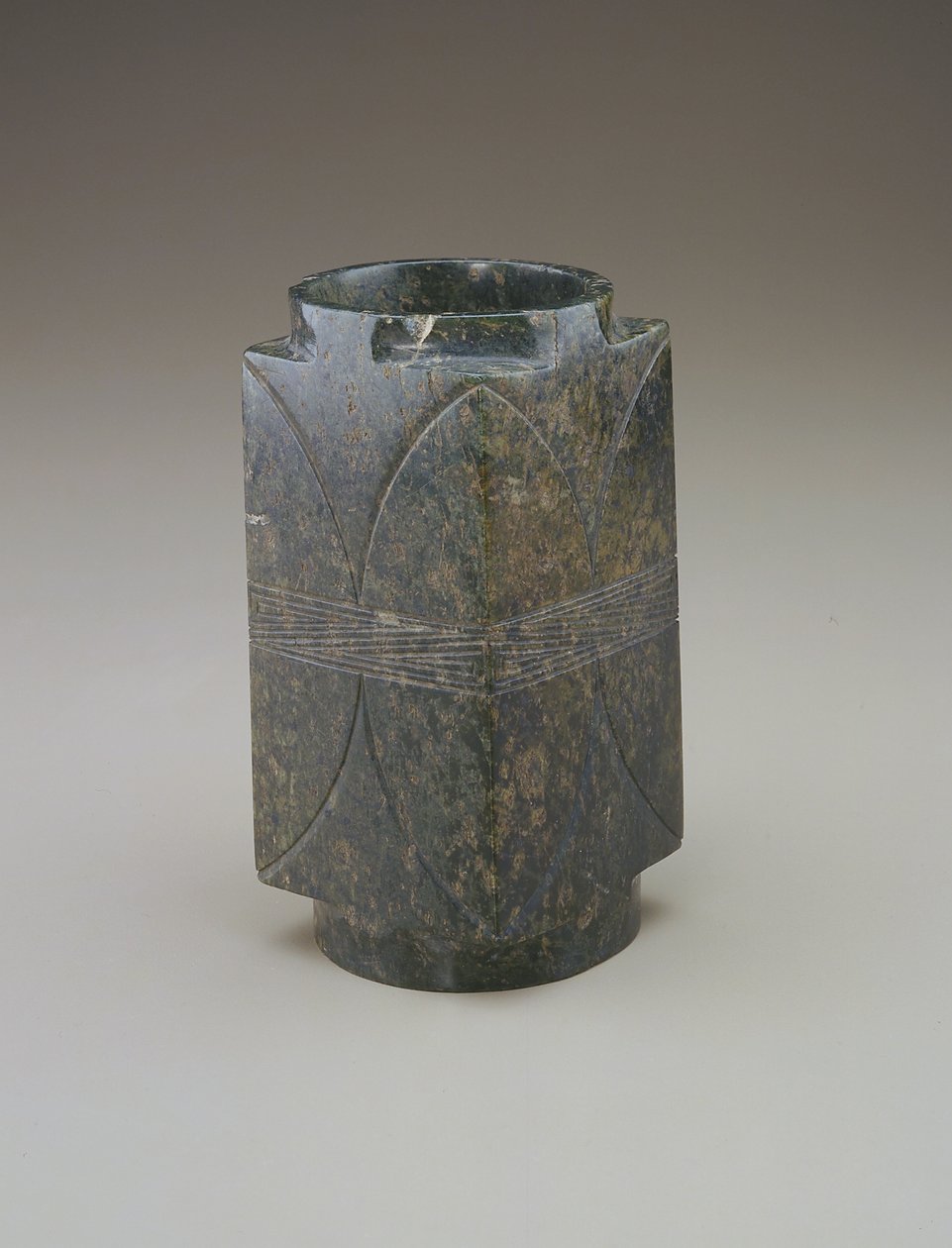 Cong (jade) av Qing Dynasty Chinese School