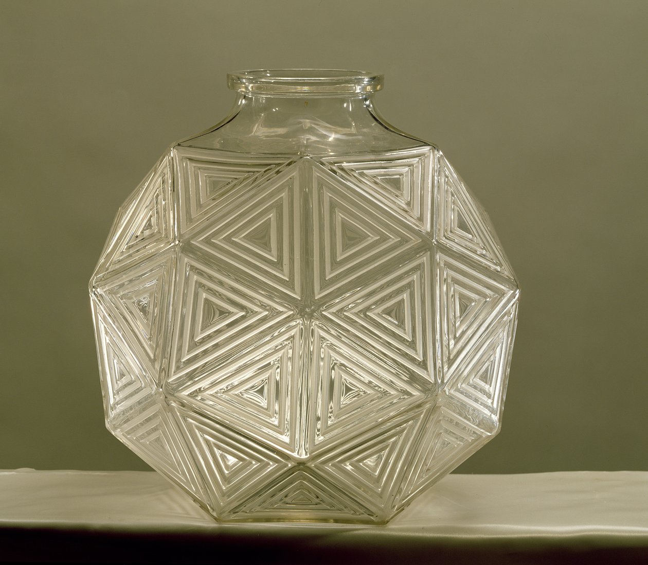 Nanking Vase, 1925 (klart og frostet glass) av Rene Jules Lalique