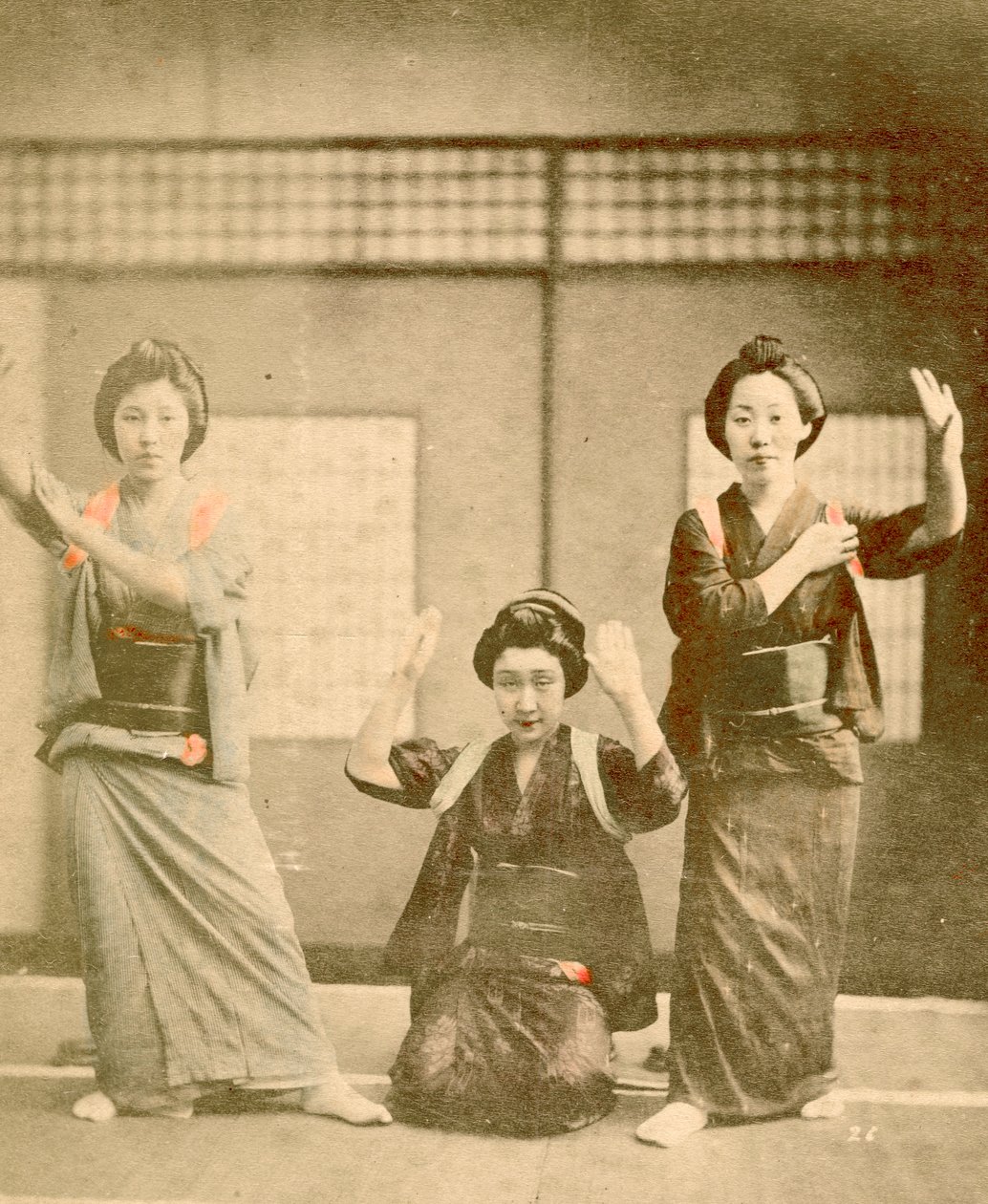 Jenter danser ca. 1896 (bilde) av Renjo Shimooka