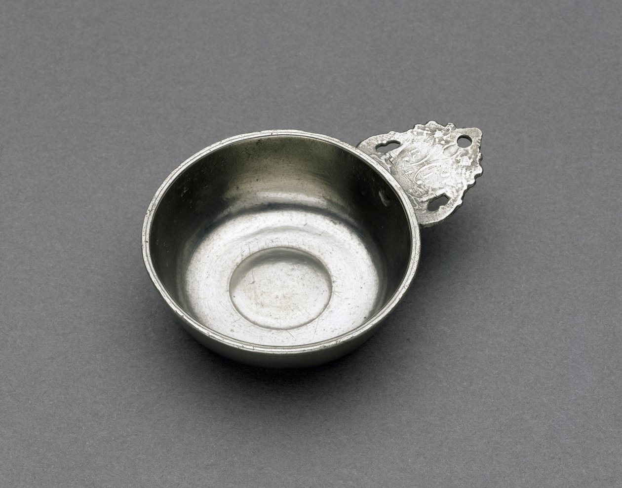 Porringer, ca. 1788-1820 (tinn) av Richard Sr. Lee