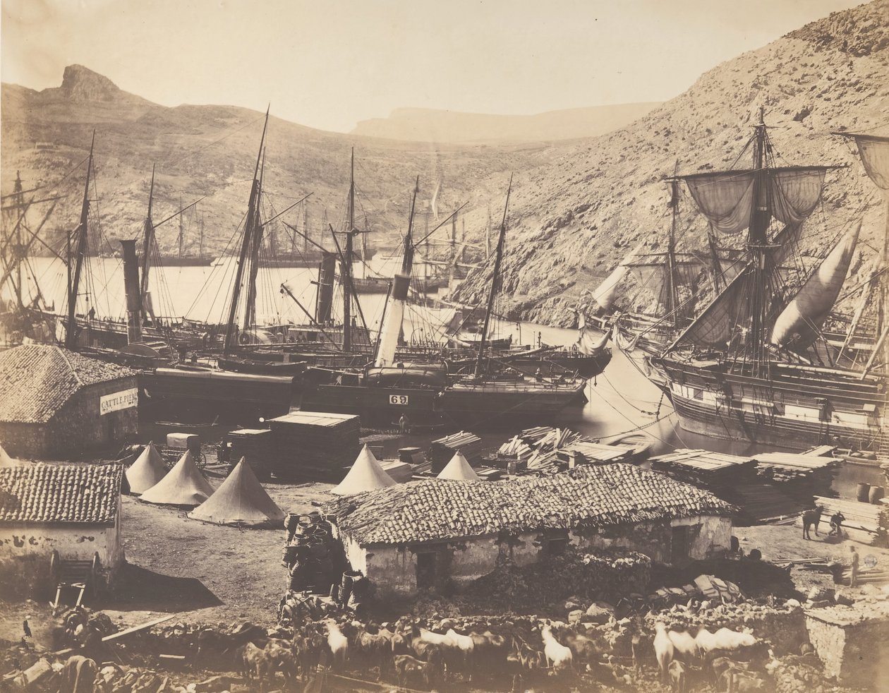 Cossack Bay, Balaklava, 1855. av Roger Fenton