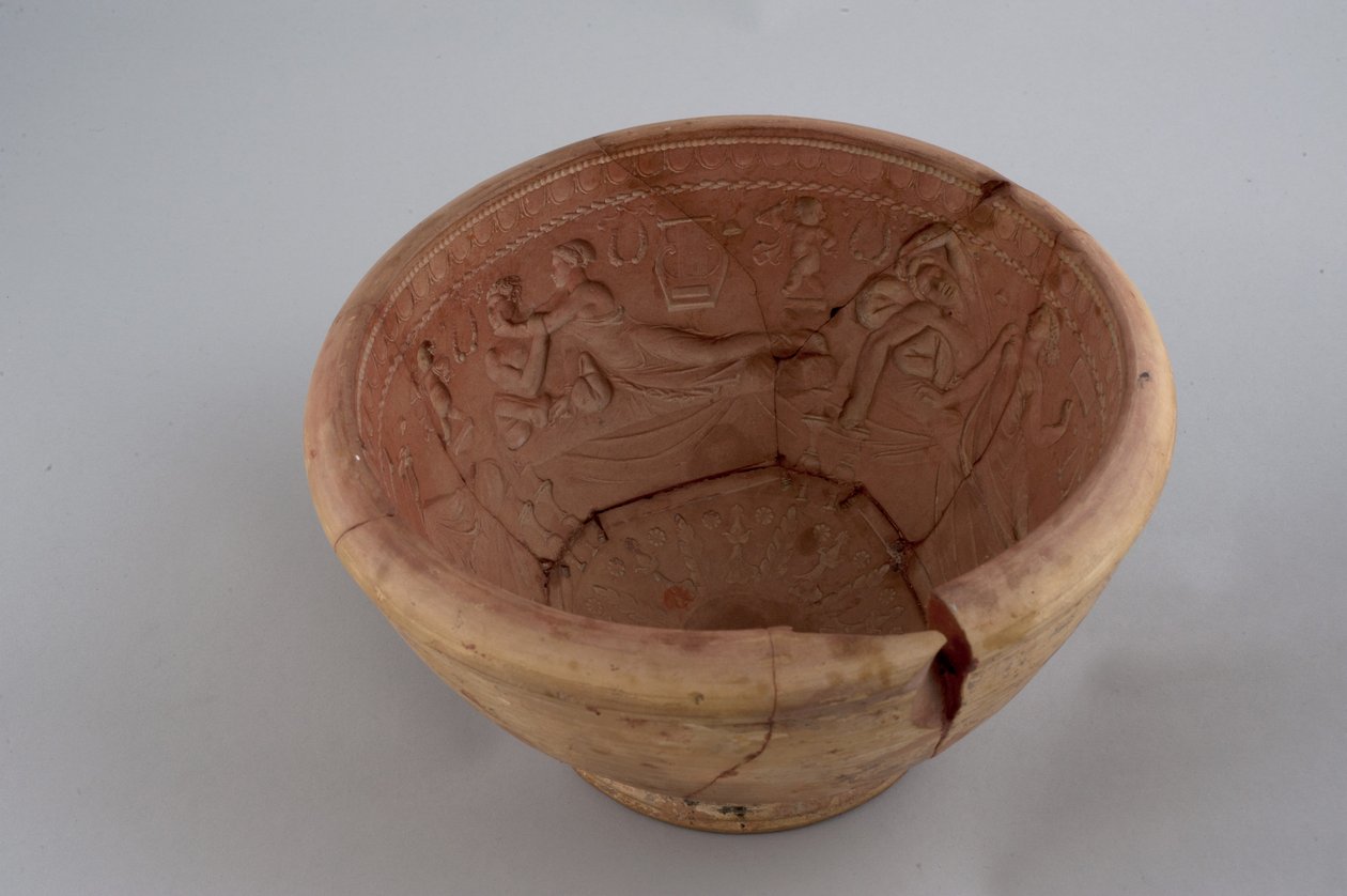 Skål (terrakotta) av Roman