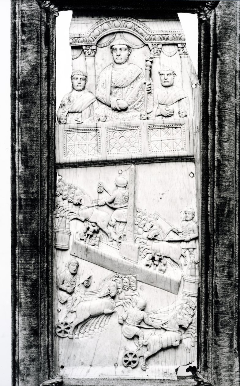 Blad fra Lampadii-diptyken, ca. 355 e.Kr av Roman