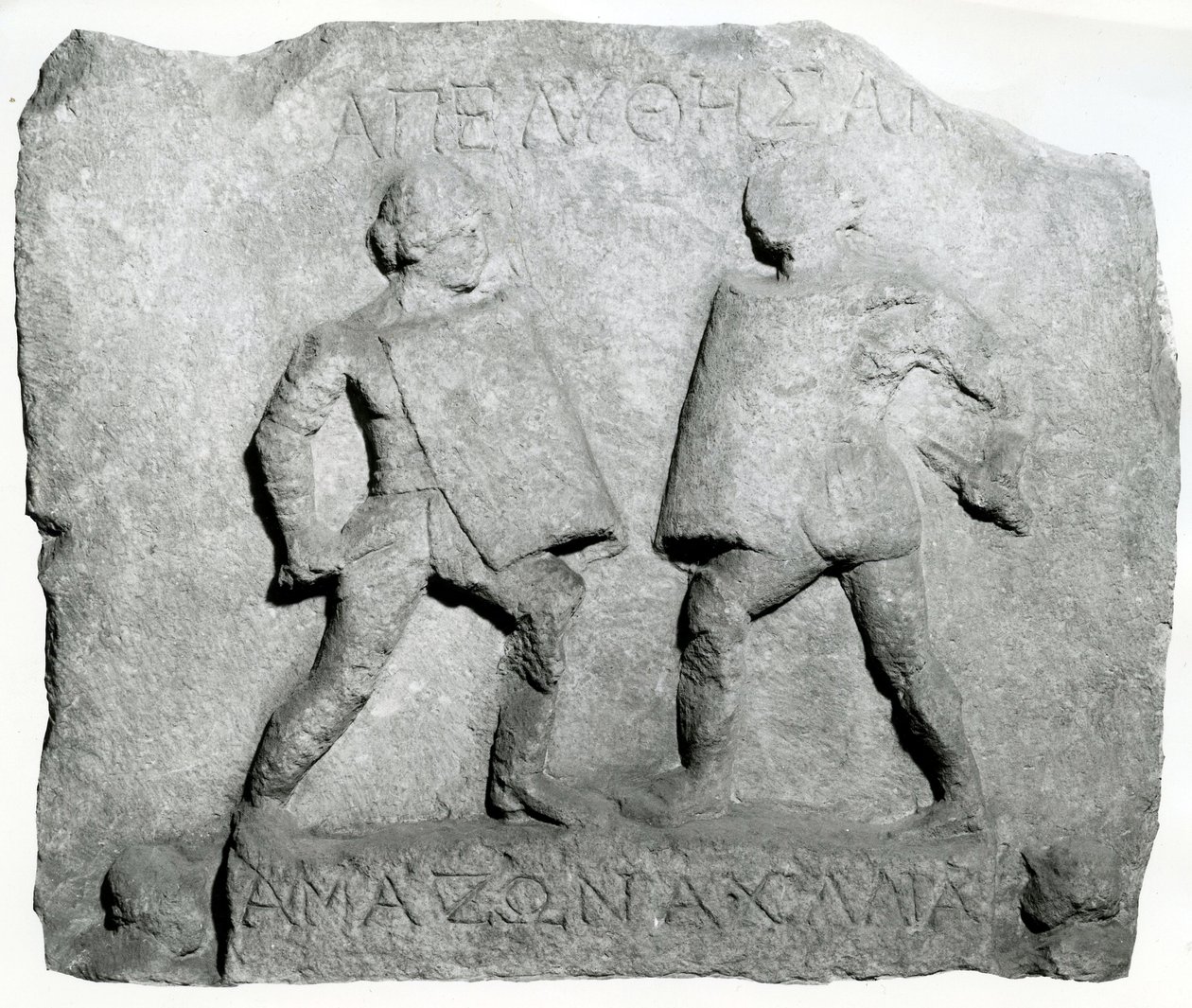 Marmorrelieff til minne om to kvinnelige gladiatorer, 1.-2. århundre (relieff) av Roman