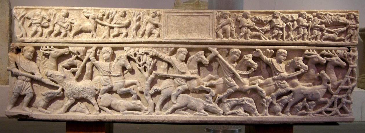 Sarkofag som viser en jakt (marmor) av Roman