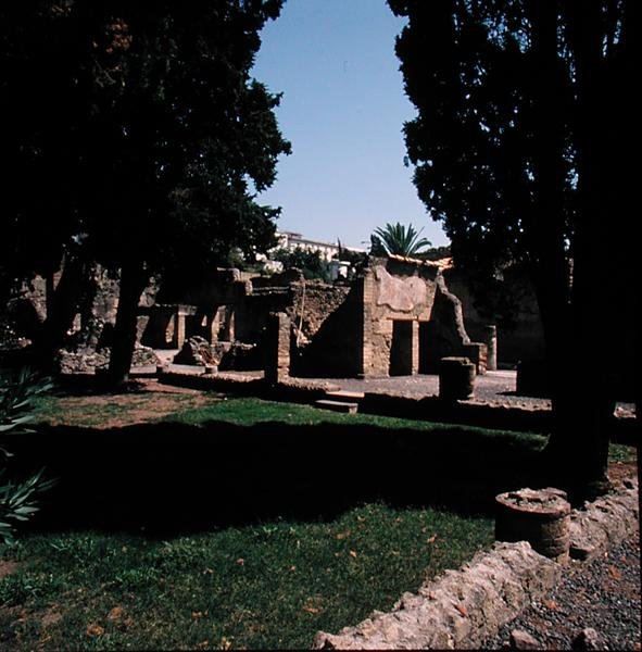 House of the Gem av Roman Roman