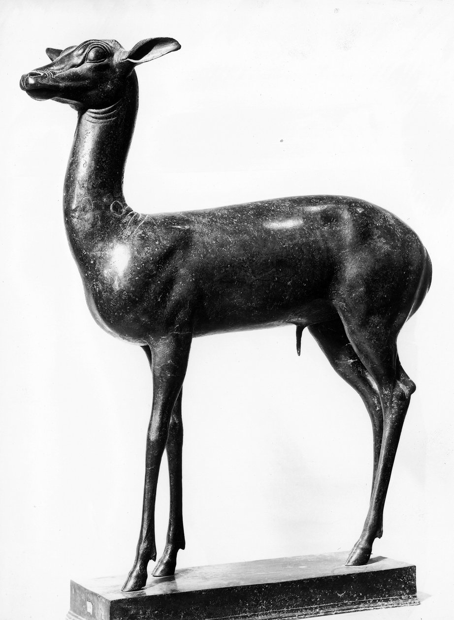 Figur av en hjort (bronse) av Roman Roman