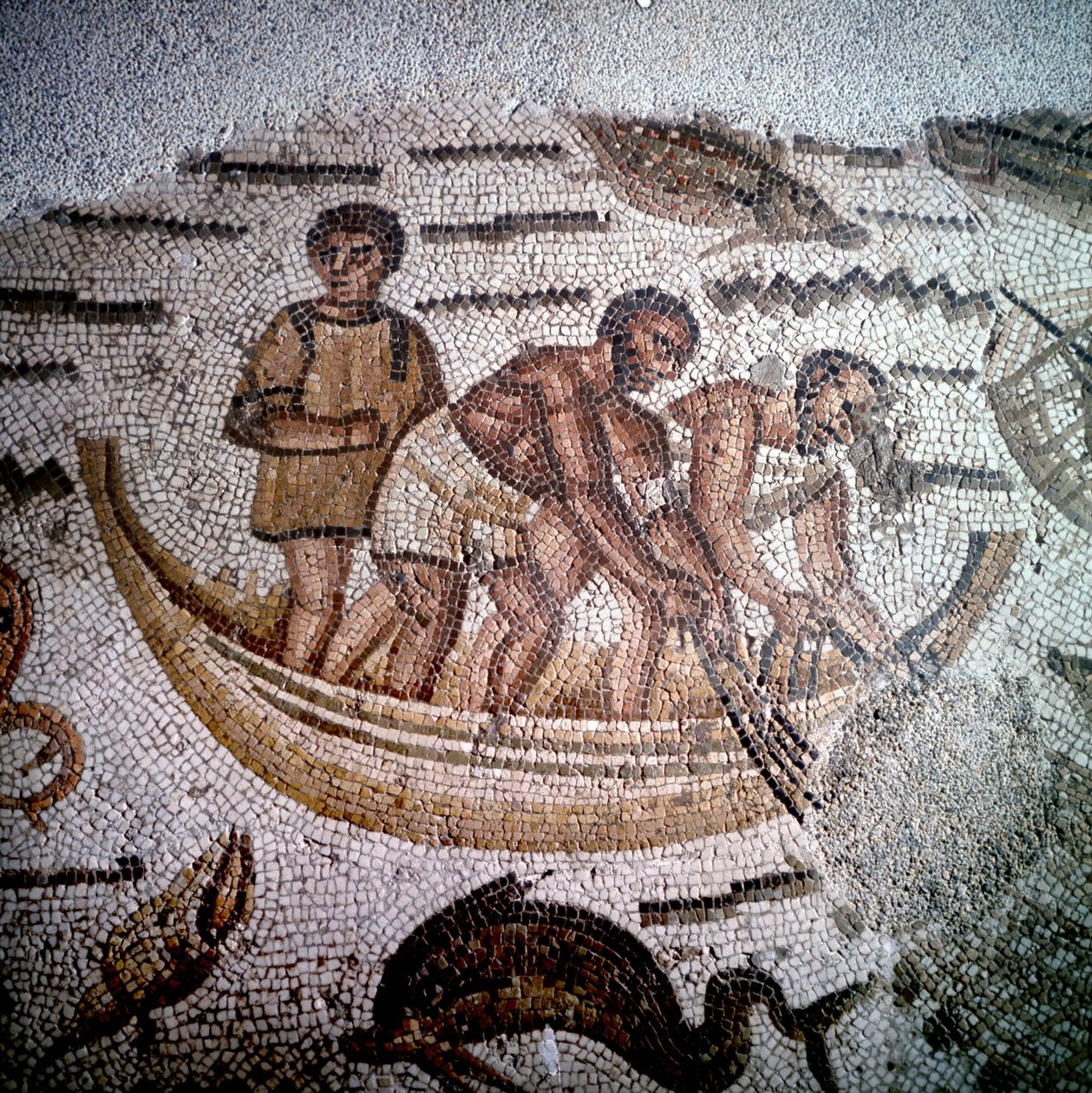 Fiskescene i Mosaic i Hippo, Algerie. av Roman Roman