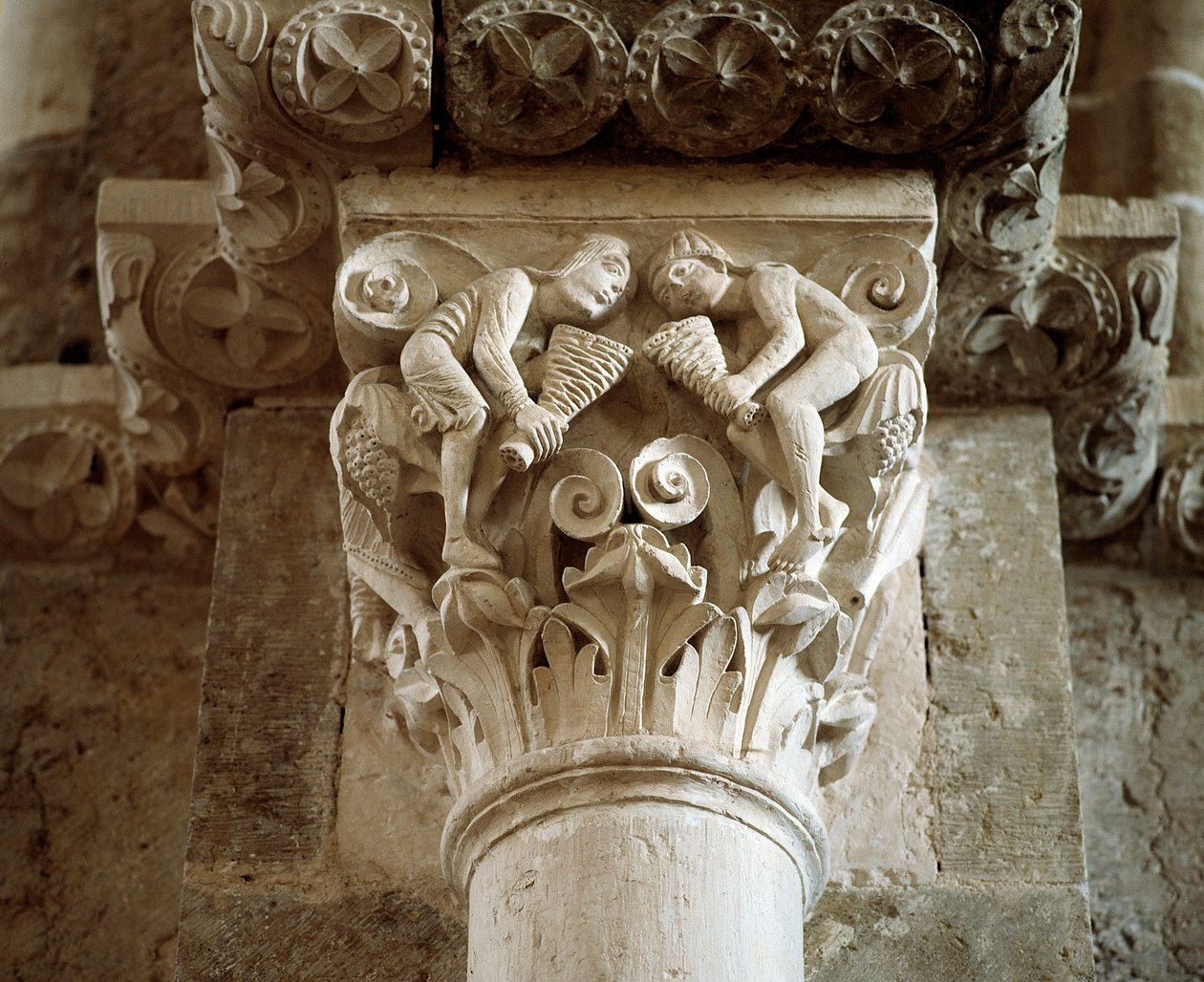 Representasjon av vindene (utskåret hovedstad) av Romanesque