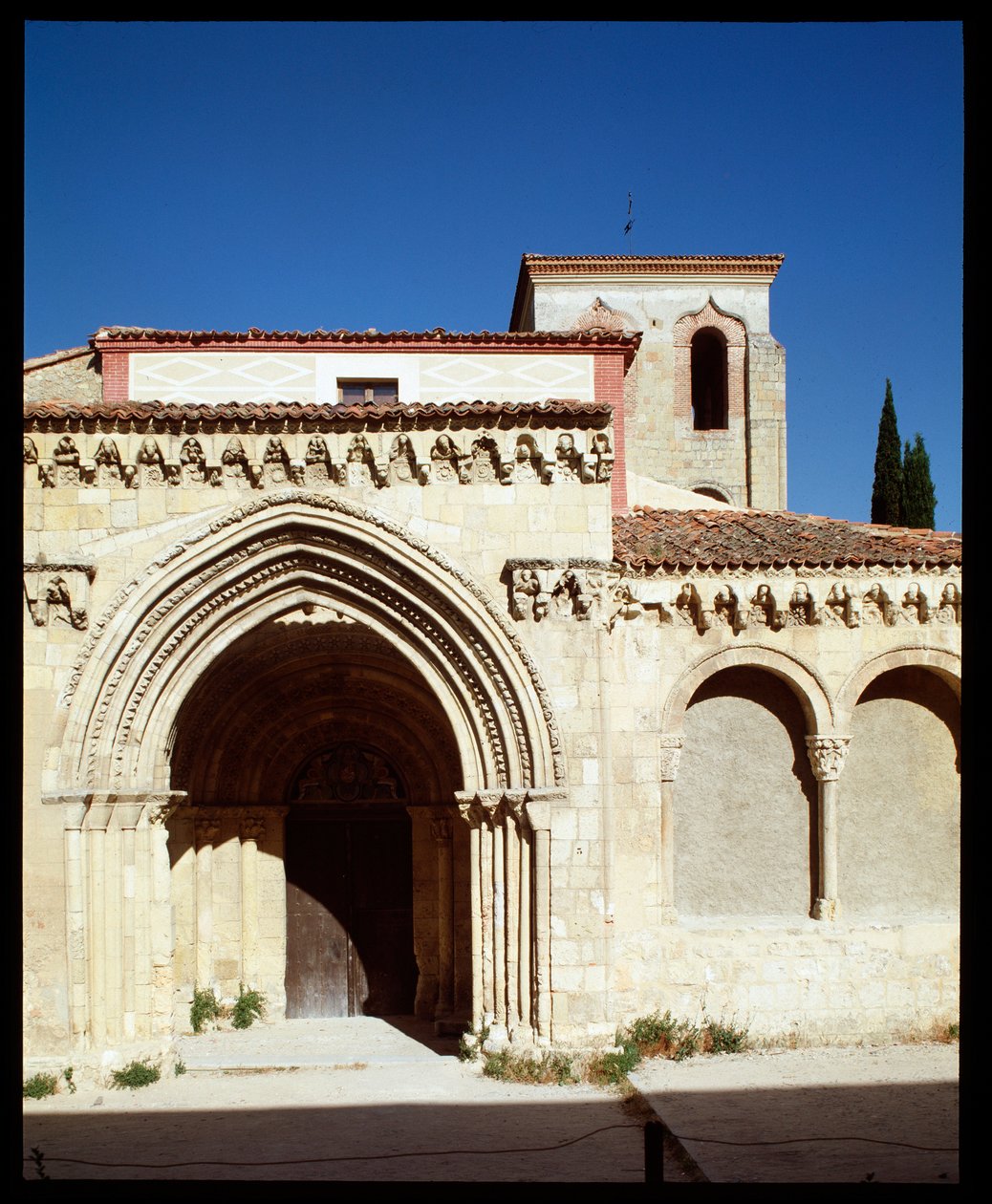 Utsikt over kirken av Romanesque