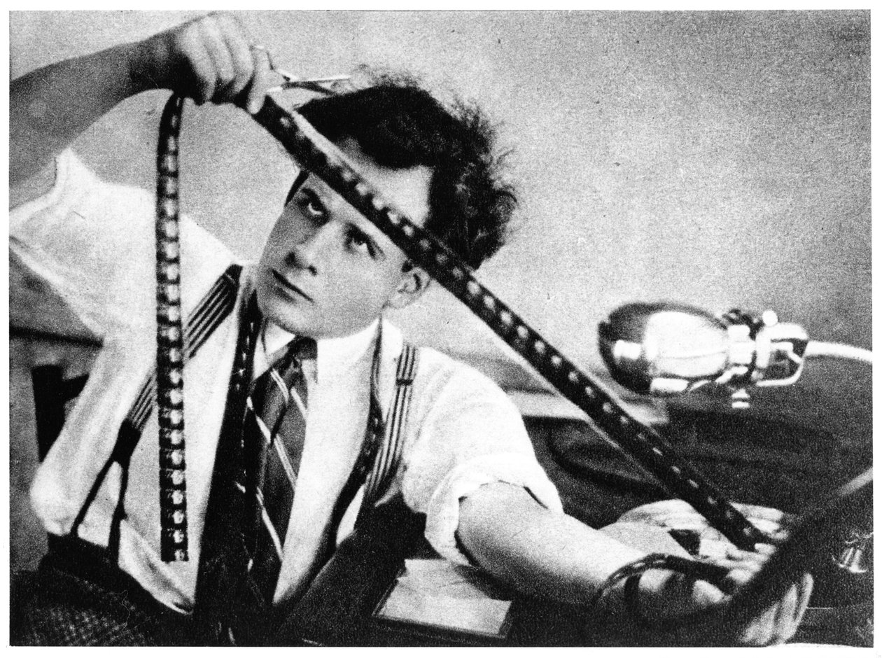 Sergei Eisenstein (1898-1948) redigerte filmen oktober, 1928, fra Serge Eisenstein, Reflexions dun cineaste, publisert i Moskva, 1958 av Russian Photographer