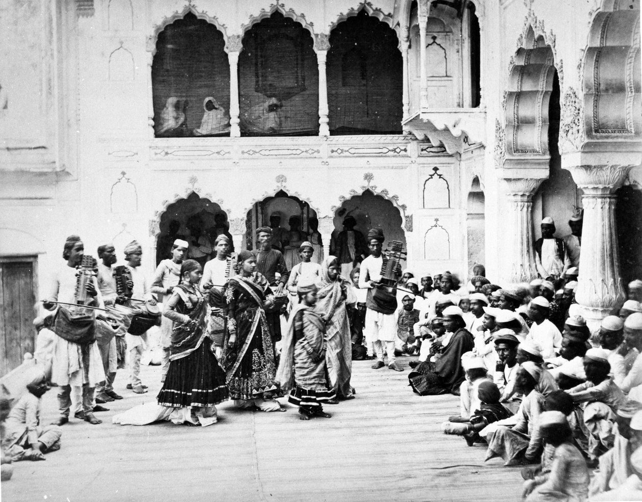Nautch, Delhi ca. 1863 av Shepherd and Robertson