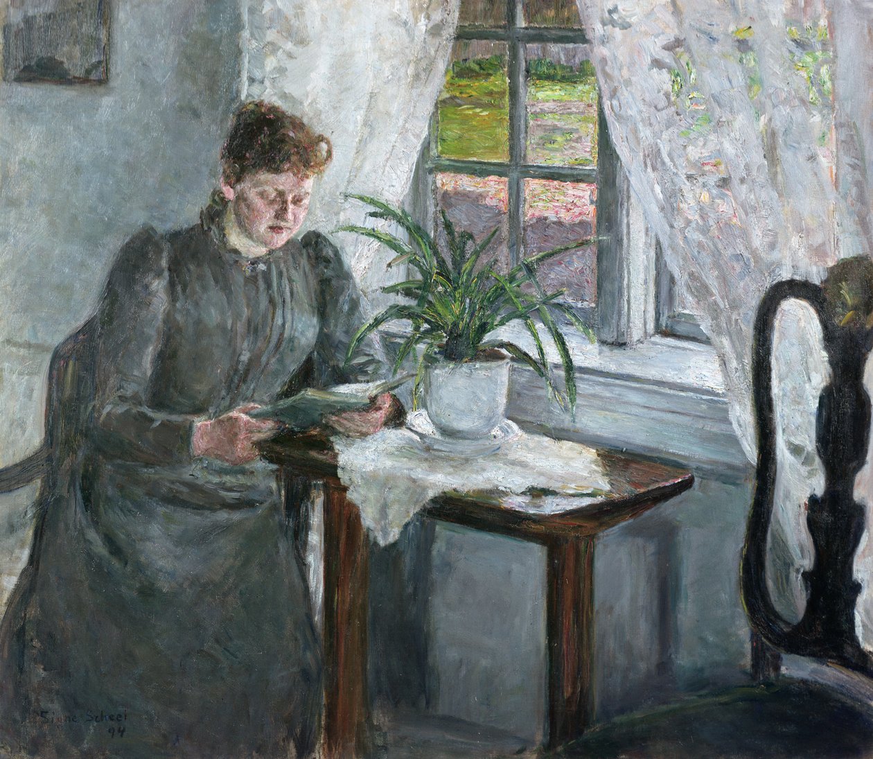 Interiør med kvinne som leser av Signe Scheel