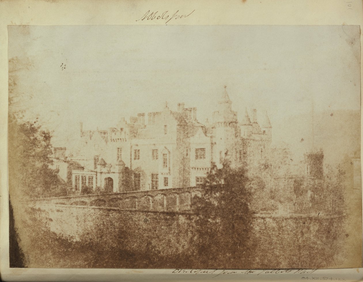 Abbotsford av Sir David Brewster