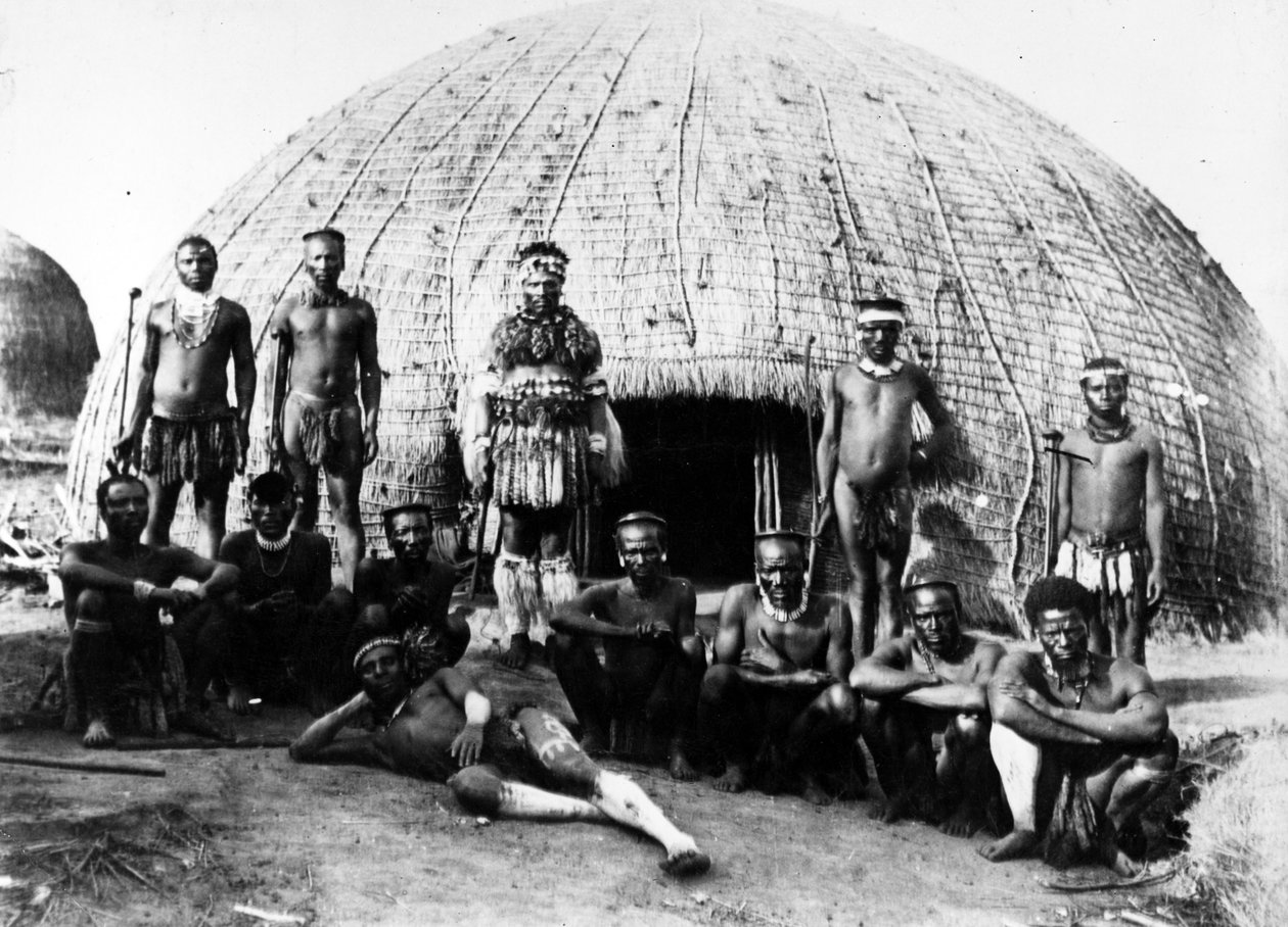 Høvding Teteleka og råd, ca. 1895 av South African Photographer