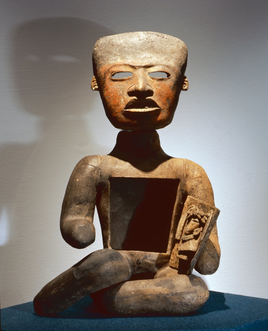 Sittende figur med åpen mage for å motta tilbud (terrakotta) av Teotihuacan