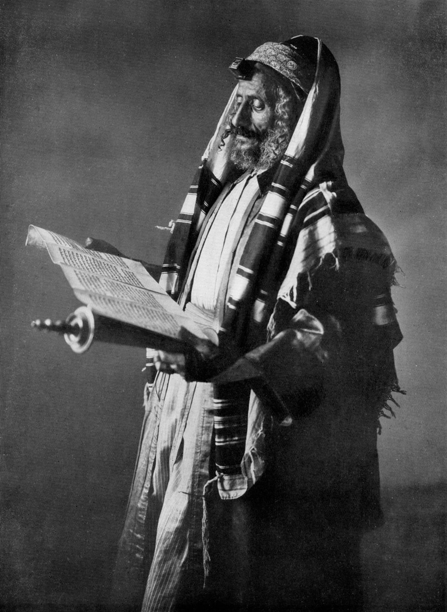 Rabbiner leser loven. av The American Colony