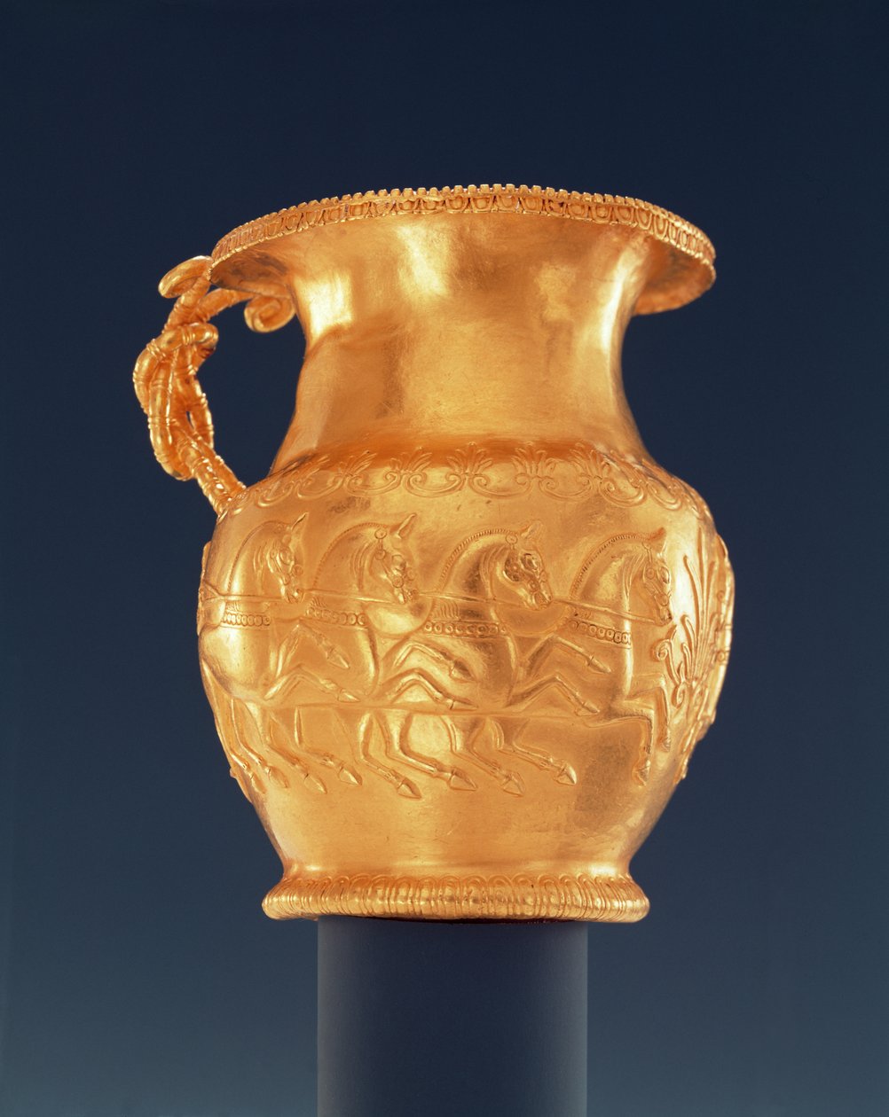 Krus, ca. 380–350 f.Kr. (gull) av Thracian