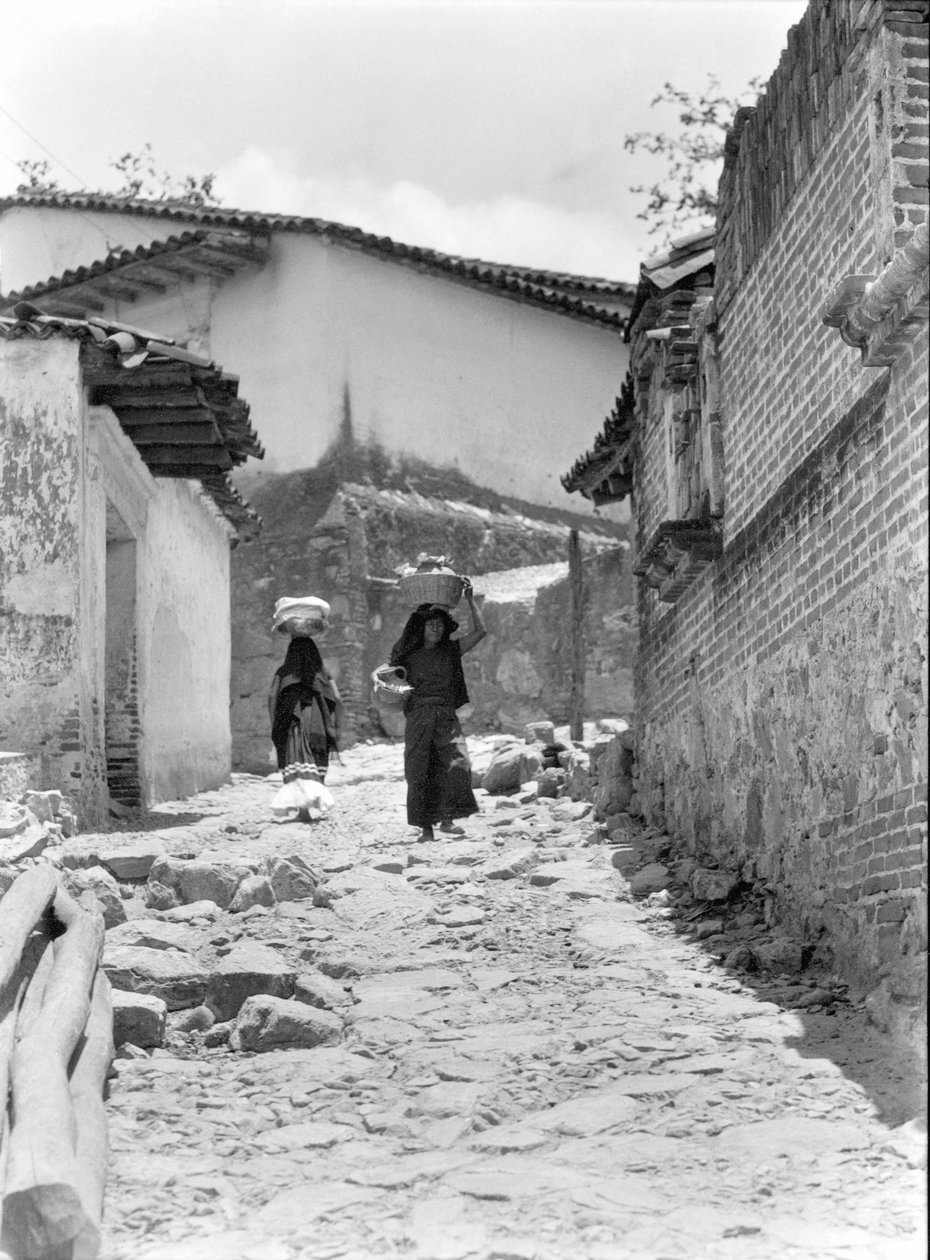 Kvinner i Tehuantepec, Mexico, 1929 av Tina Modotti