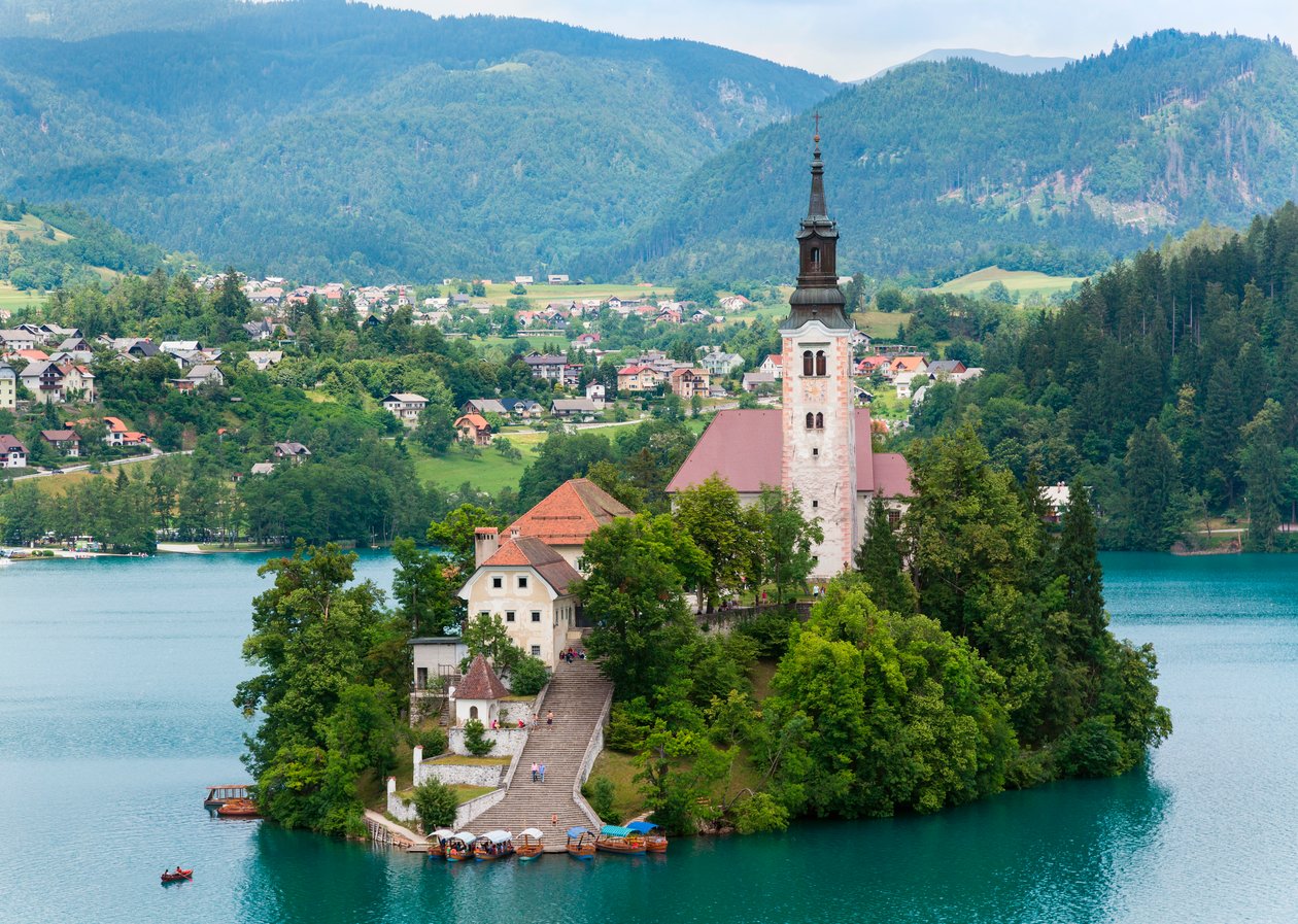 Bled, Slovenia. Himmelfartskirken, Bled Island av Unbekannt Unbekannt