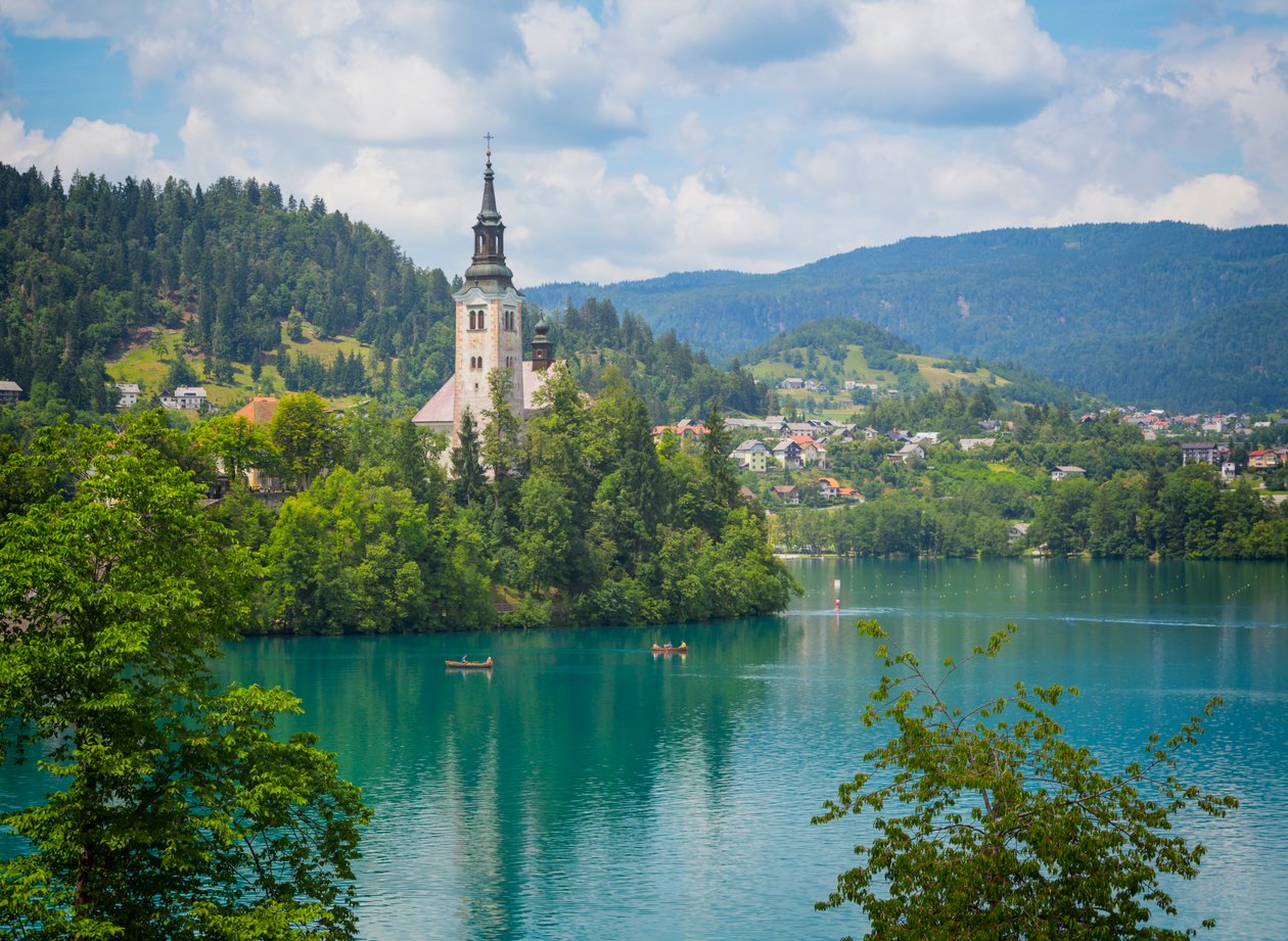 Bledsjøen, Slovenia av Unbekannt Unbekannt