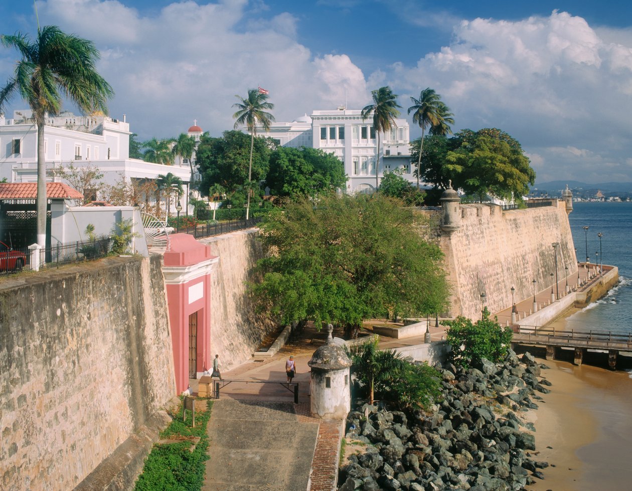 Utsikt over La Fortaleza av Unbekannt Unbekannt