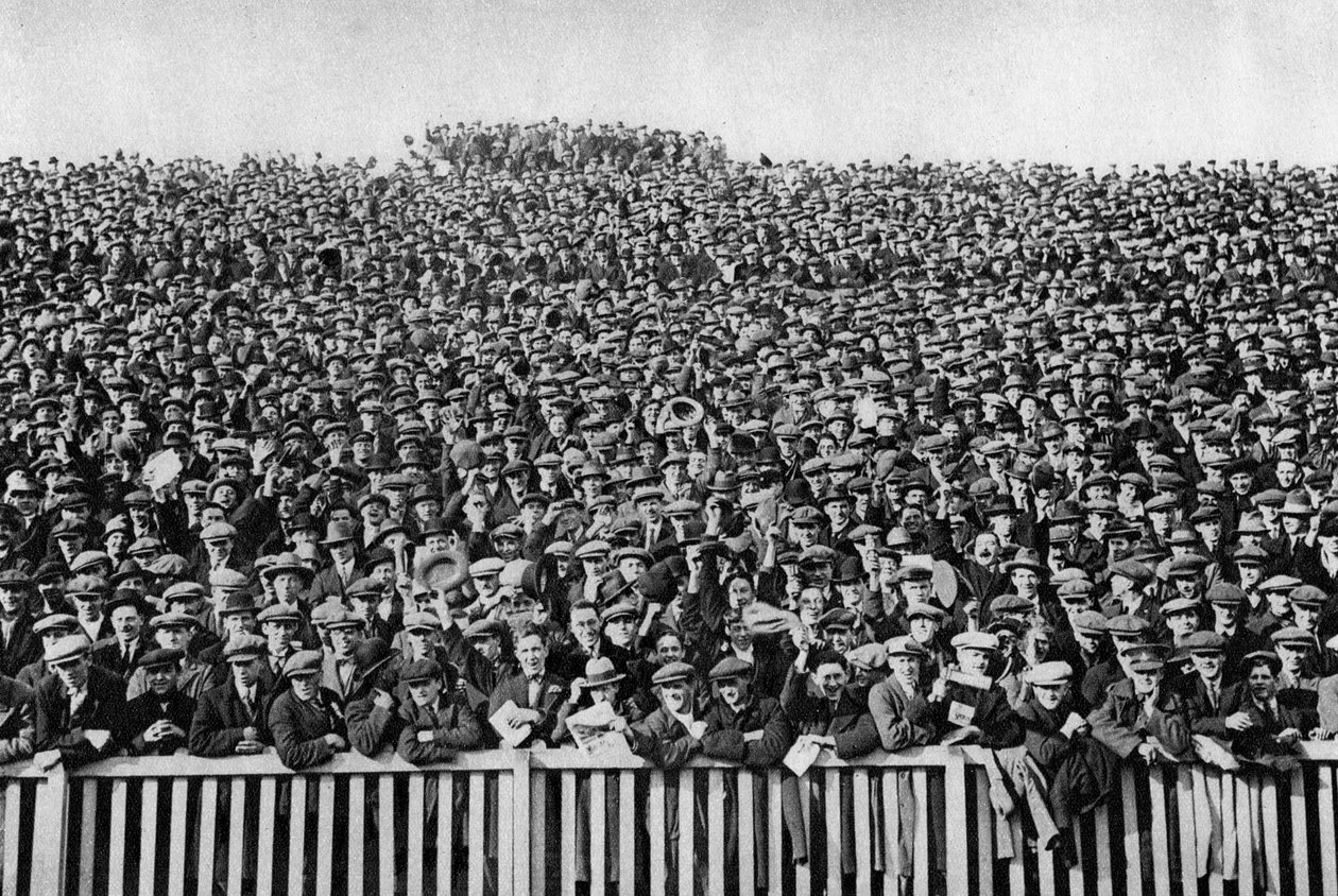 En lørdag vinterfotballpublikum, London, 1926-1927 av Unbekannt
