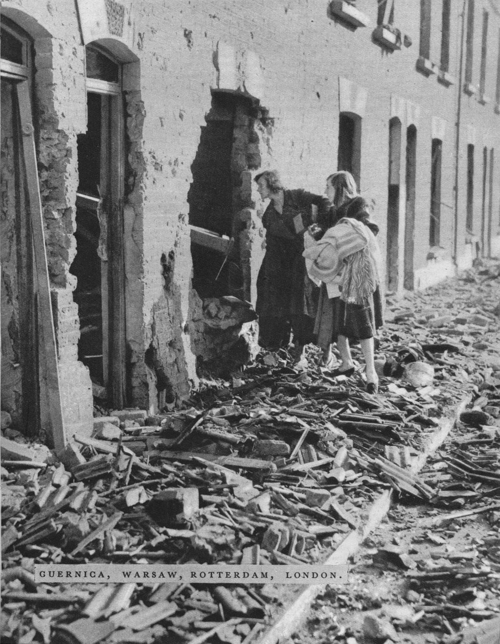 En scene under London blitz, c1940 1942 av Unbekannt