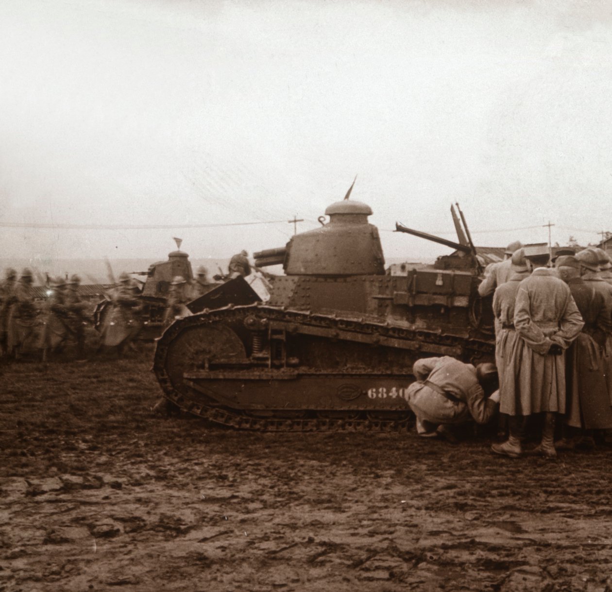 Fremme med stridsvogner, c1914-c1918 av Unbekannt