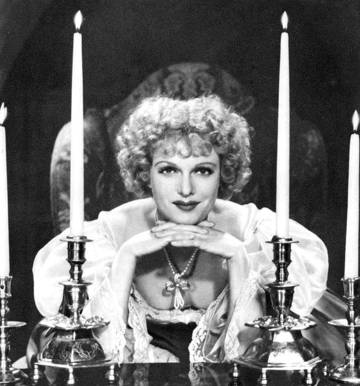 Anna Neagle , engelsk skuespiller og sanger, 1934-1935 av Unbekannt
